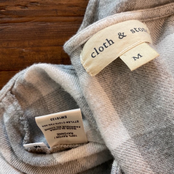 CLOTH & STONE plaid flowy shirt 😍 - Picture 4 of 4